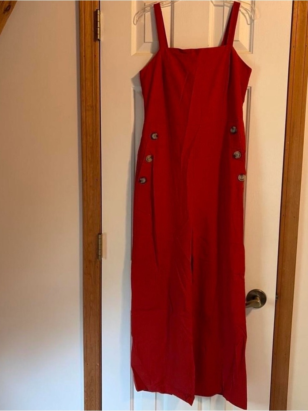 Timing Red Linen-Blend Top with Contrast Stitching